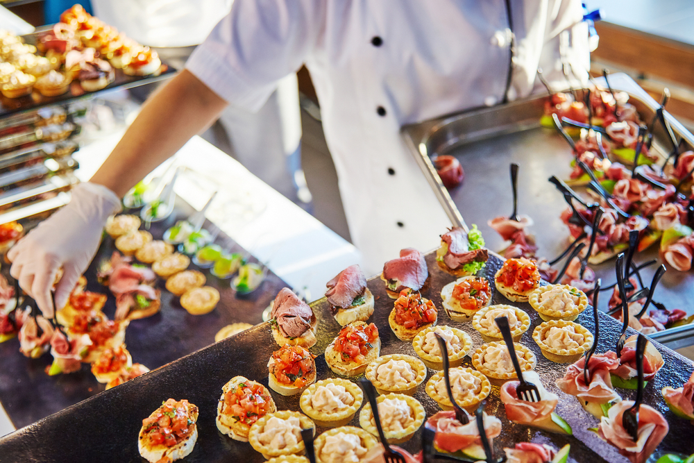 Factors To Consider While Choosing The Best Catering Services